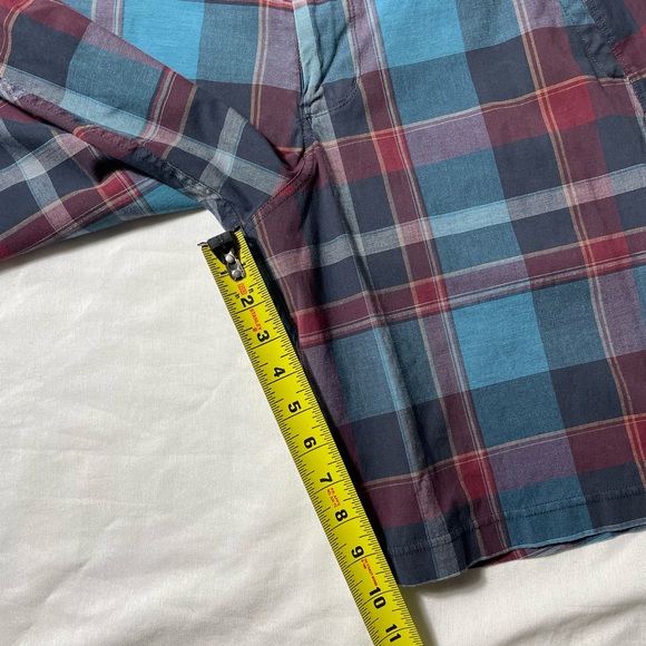 Lululemon Athletica Blue Red plaid shorts men’s size 34 - Picture 5 of 6